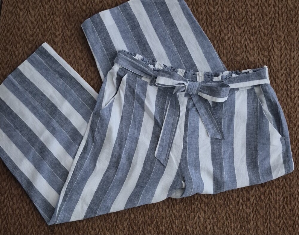 LC Lauren Conrad Blue and White Striped Paperbag Waist Women’s Linen Pants